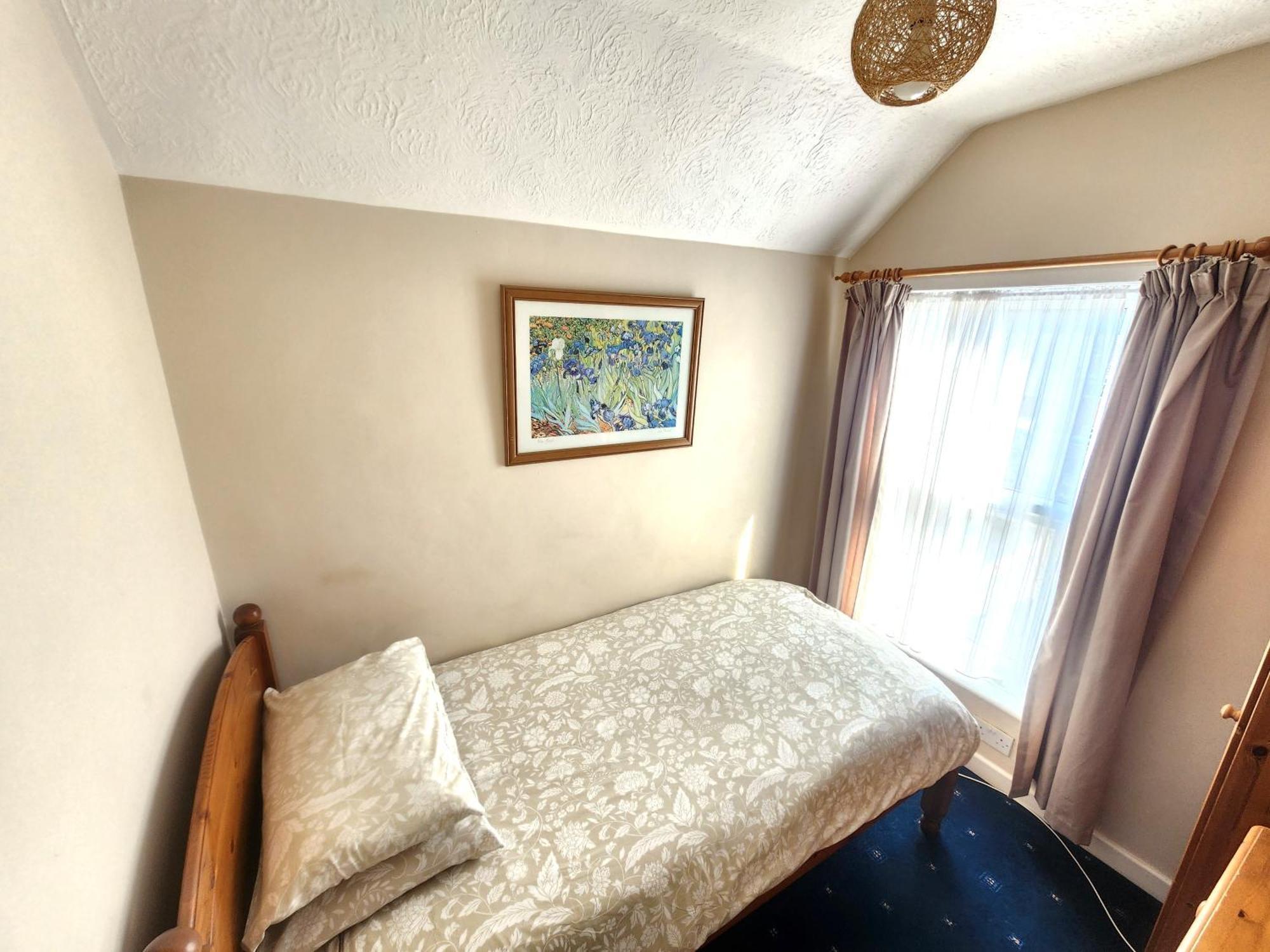 Comfortable Victorian 3 Bedroom Semi-Detached House With Fast Wi-Fi シッティングボーン エクステリア 写真