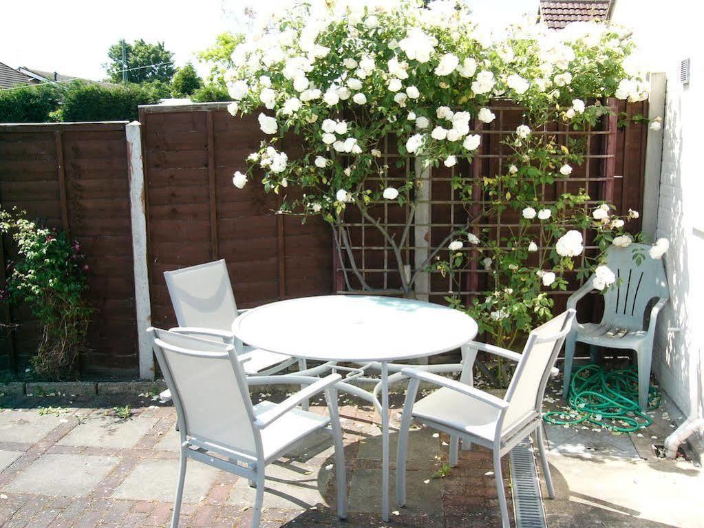 Comfortable Victorian 3 Bedroom Semi-Detached House With Fast Wi-Fi シッティングボーン エクステリア 写真